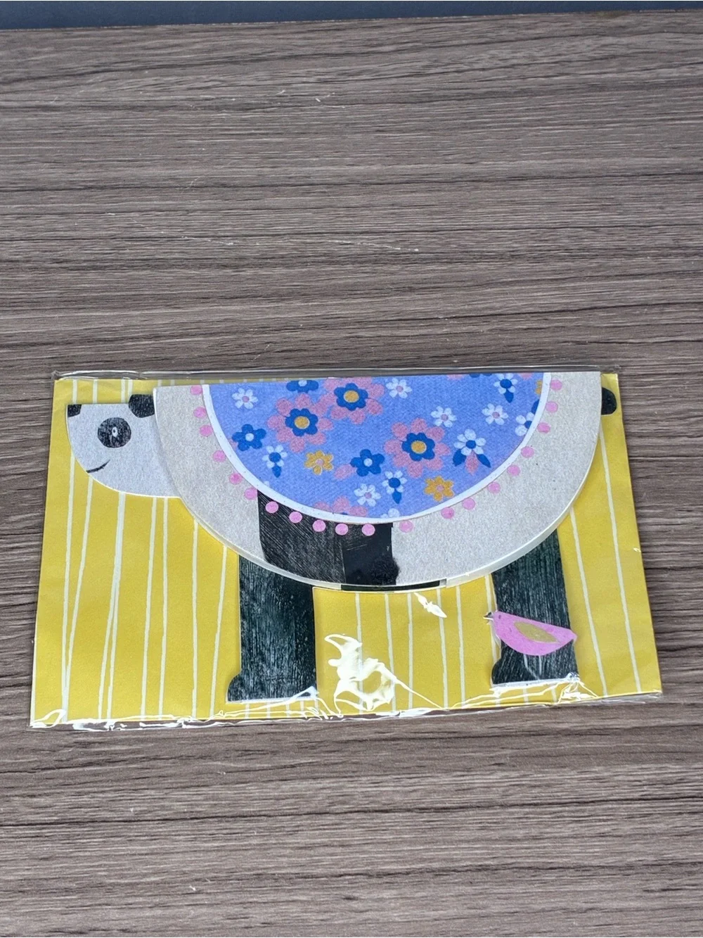 🐼 3/$25 NWT Yellow Panda Expanding Fan Card with Blue Floral Accent